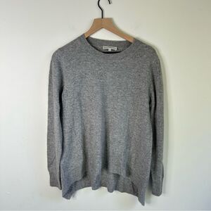 White + Warren Heather Gray cashmere Knit Top size Medium